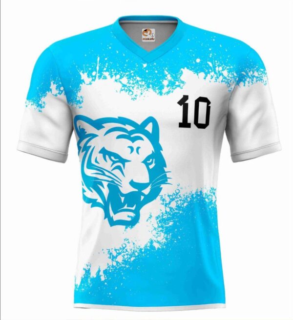 corto y polera