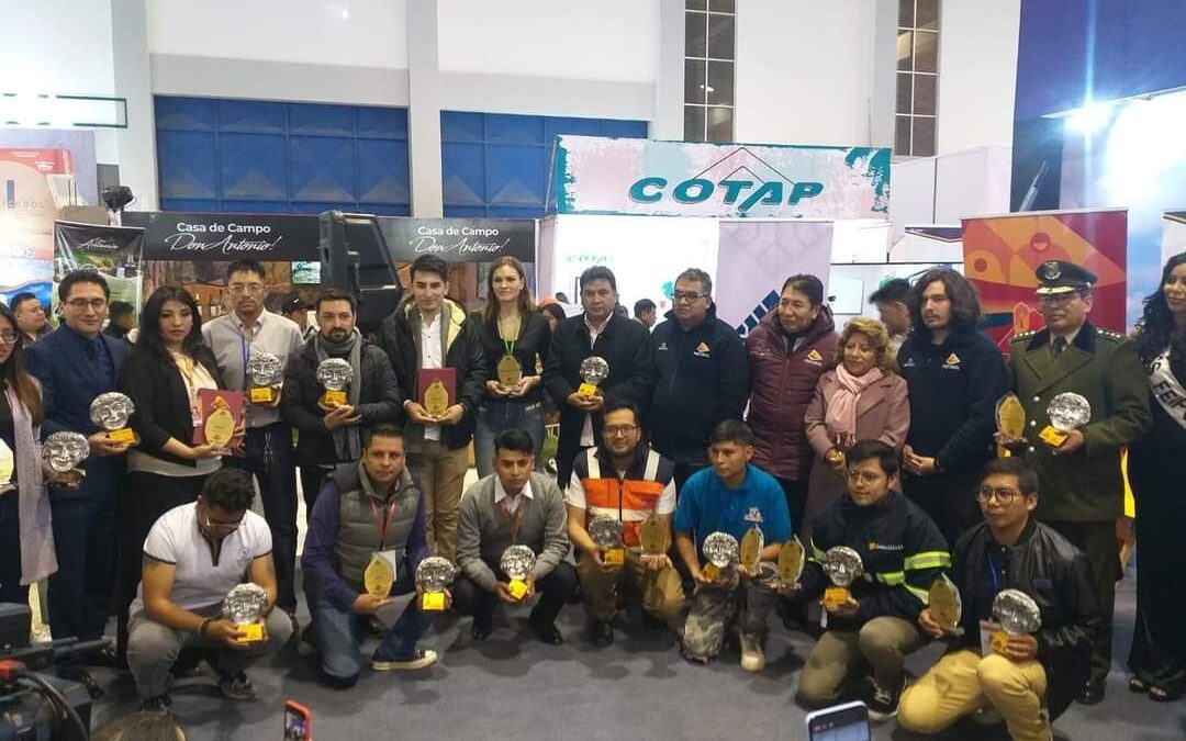¡Ganamos el Premio al Mejor Stand Creativo en la Feipobol!